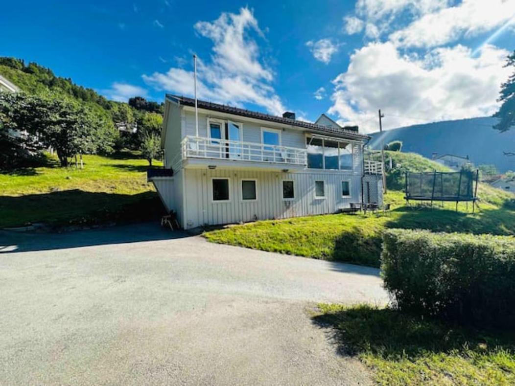 Prestadalen 6 Apartamento Sogndal Exterior foto